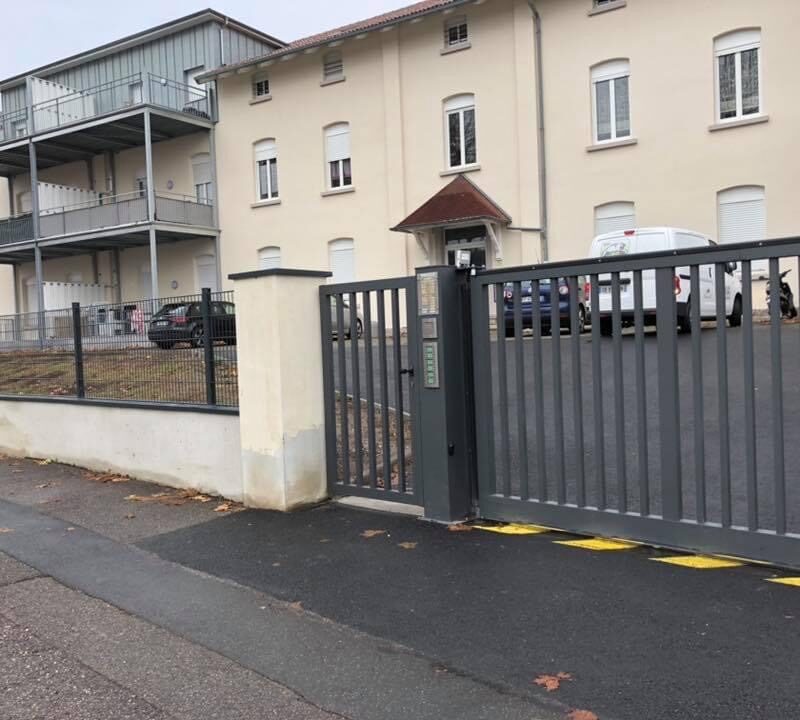Pourquoi opter pour un portail coulissant plut&ocirc;t qu&rsquo;un portail battant ? Lingolsheim