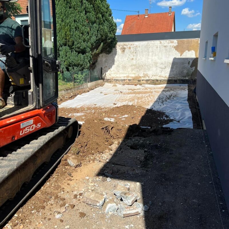 Travaux de petite ma&ccedil;onnerie, d&eacute;molition et terrassement proche de Strasbourg et Haguenau H&oelig;nheim